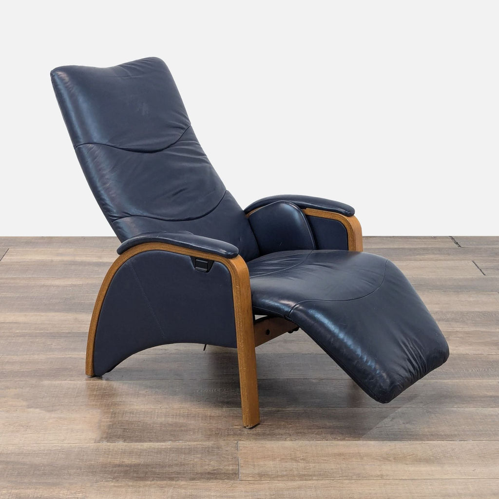 Backsaver Zero Gravity Danish Modern Leather Recliner