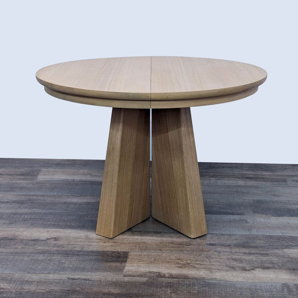 Nycola Extendable Oval Dining Table By Lulu & Georgia