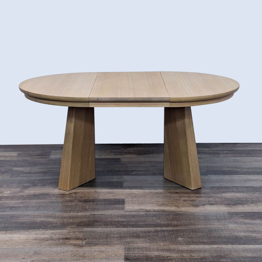 the [ unused0 ] dining table