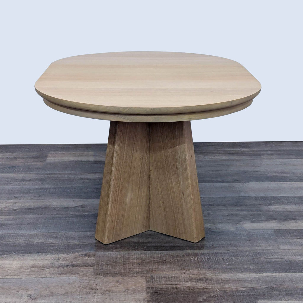 Nycola Extendable Oval Dining Table By Lulu & Georgia