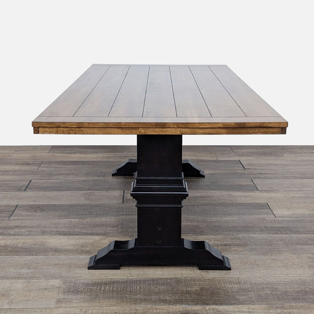 the [ unused0 ] dining table