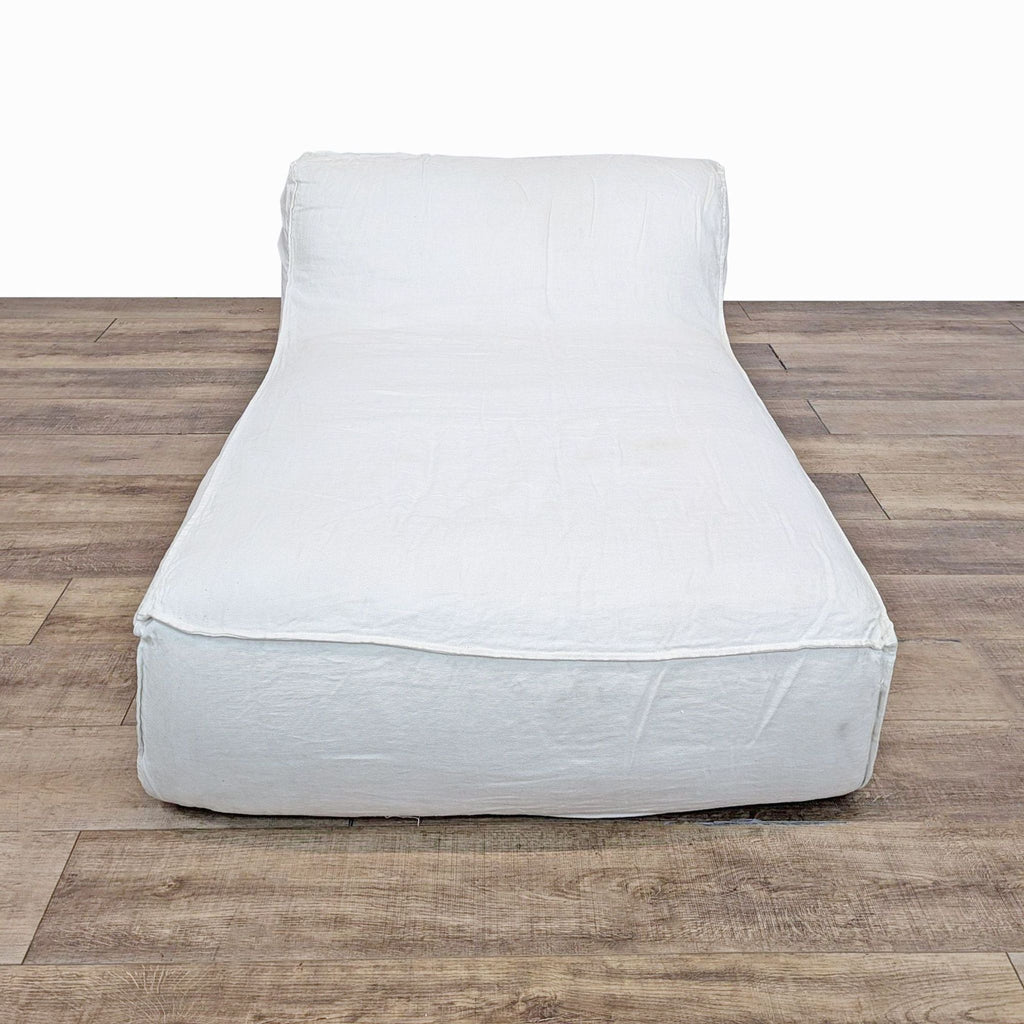 HD Buttercup White Down Filled Lounge Chaise