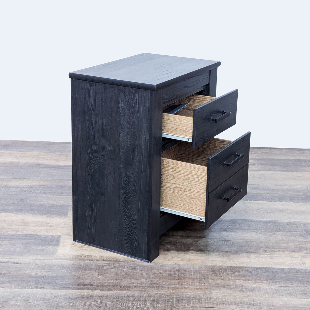 the [ unused0 ] ' s dresser is a simple, modern, and stylish piece