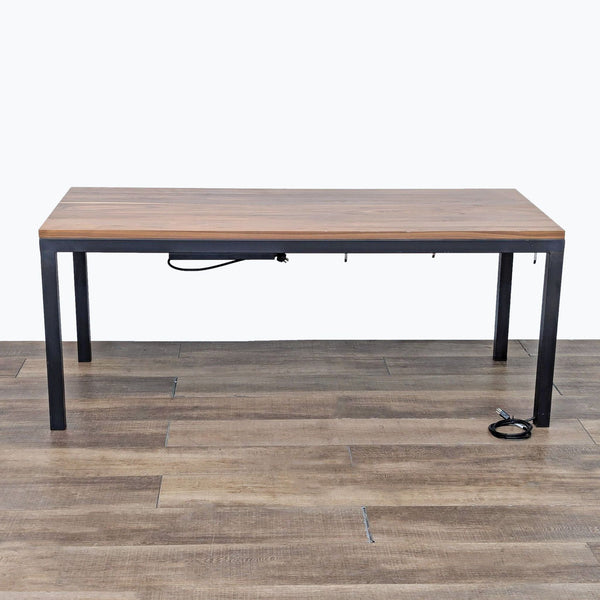 the [ unused0 ] desk - walnut