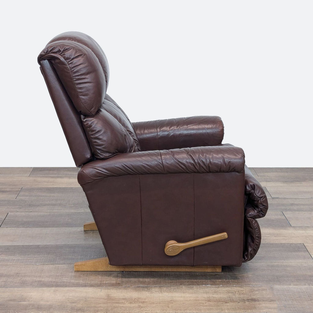 the [ unused0 ] recliner in leather