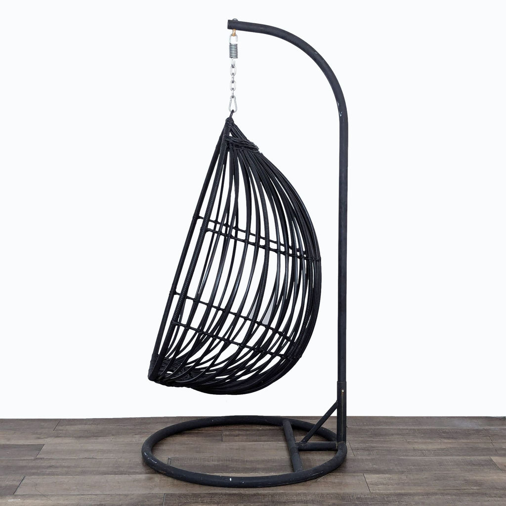 the urban port upt - 1951 swing chair