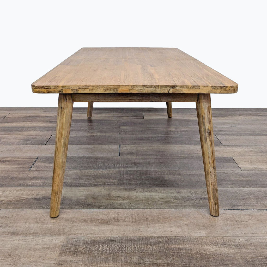 Castlery Seb Extendable Dining Table