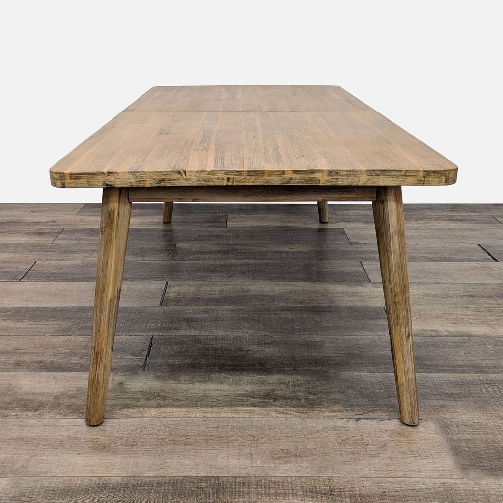 Castlery Seb Extendable Dining Table