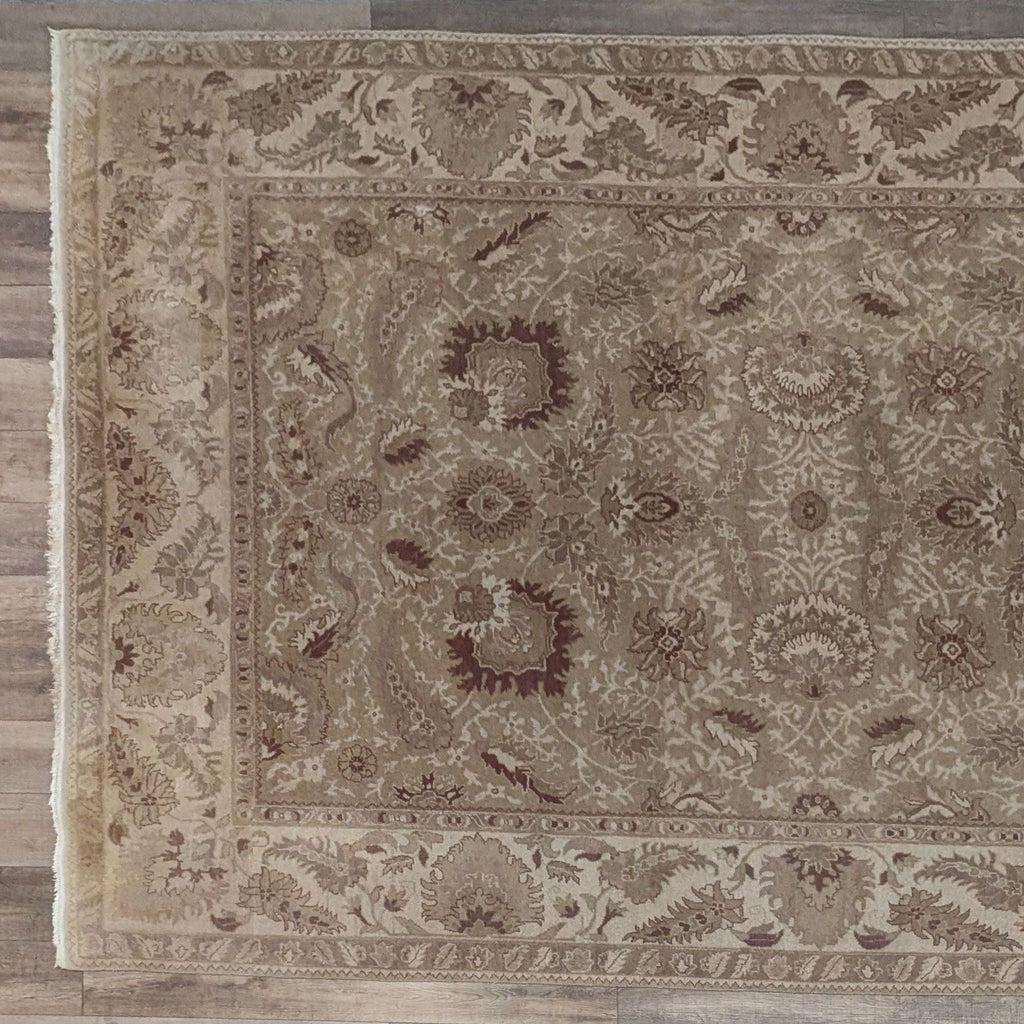 Wool Oriental Rug in Neutral Tones