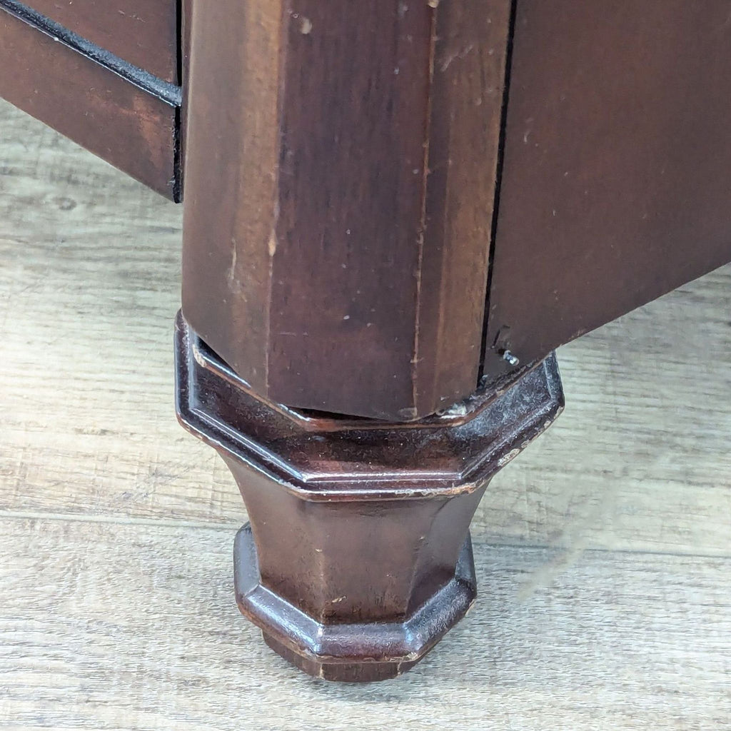 Vintage Brownstone Peter Andrews End Table