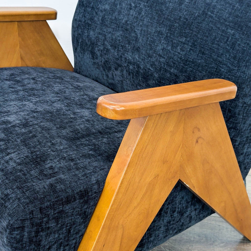 Tianhao Steel Mid-Century Style Lounge Chair