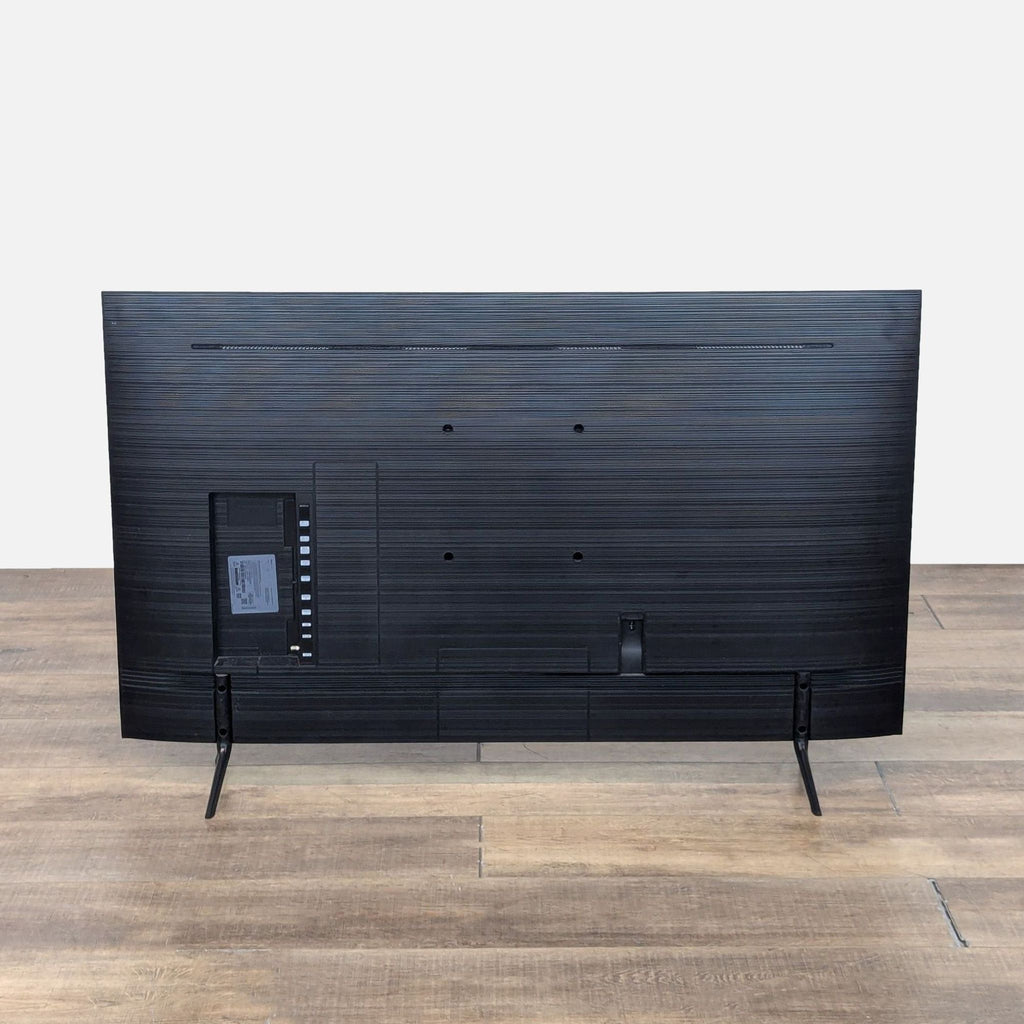Samsung 4K Smart TV - Sleek Design, Stunning Clarity
