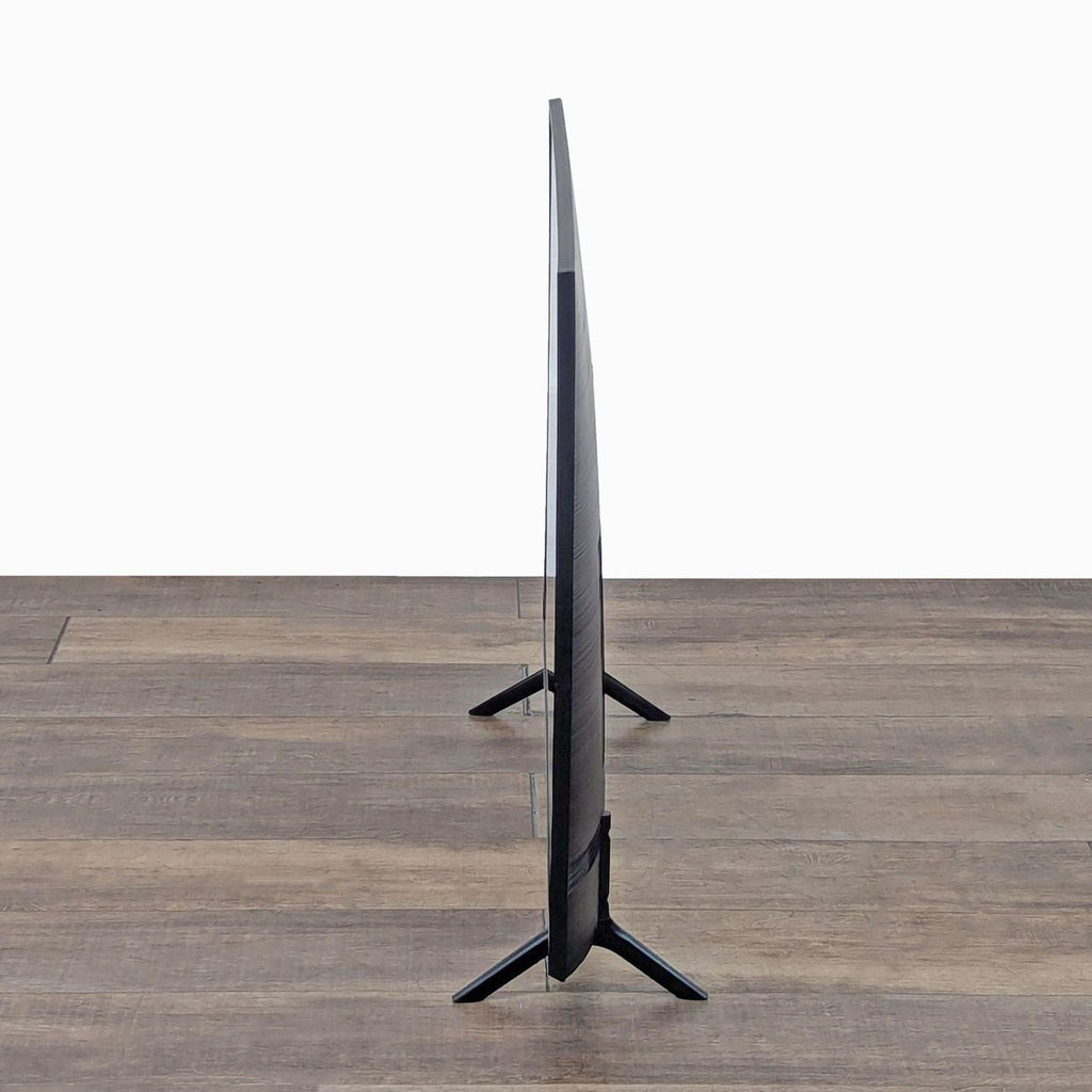 Samsung 4K Smart TV - Sleek Design, Stunning Clarity