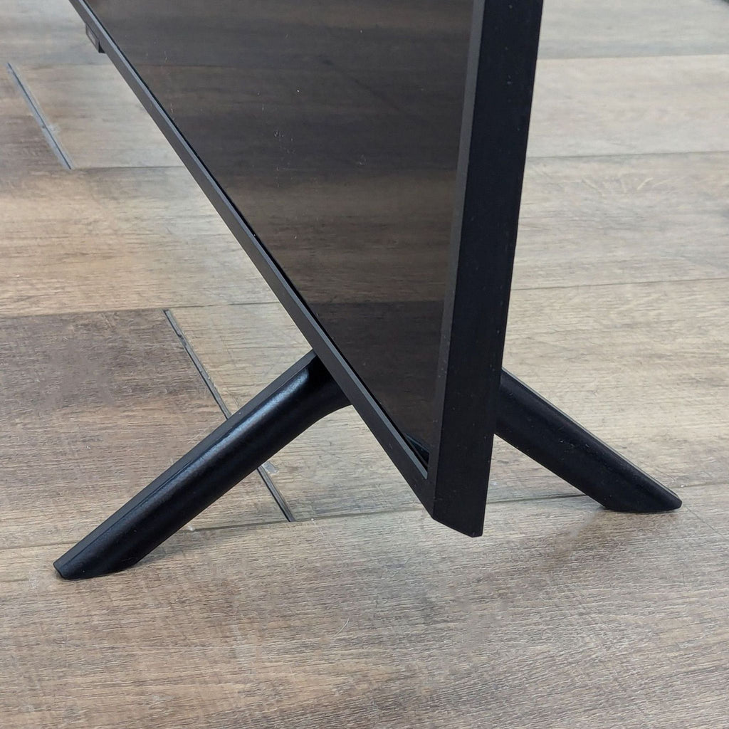 Samsung 4K Smart TV - Sleek Design, Stunning Clarity