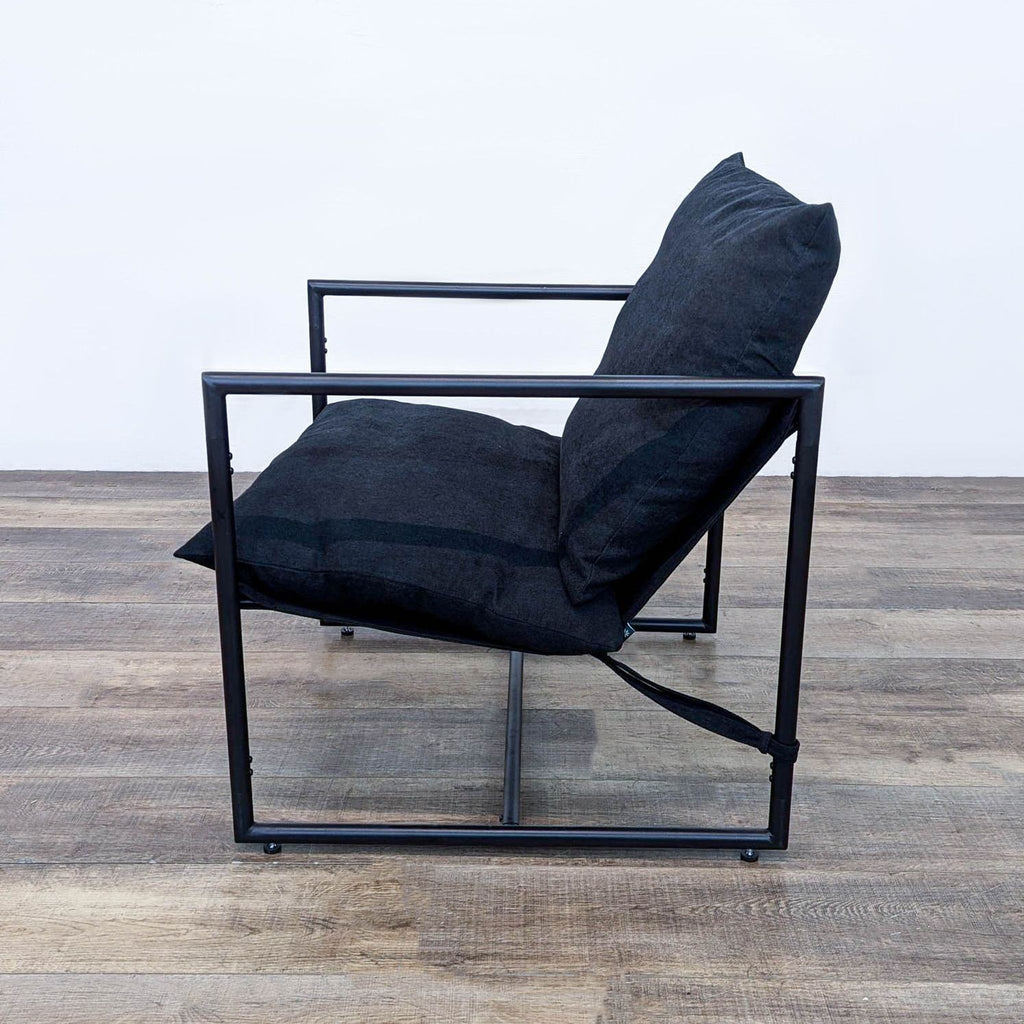 Aidan Modern Sling Chair by Zinus