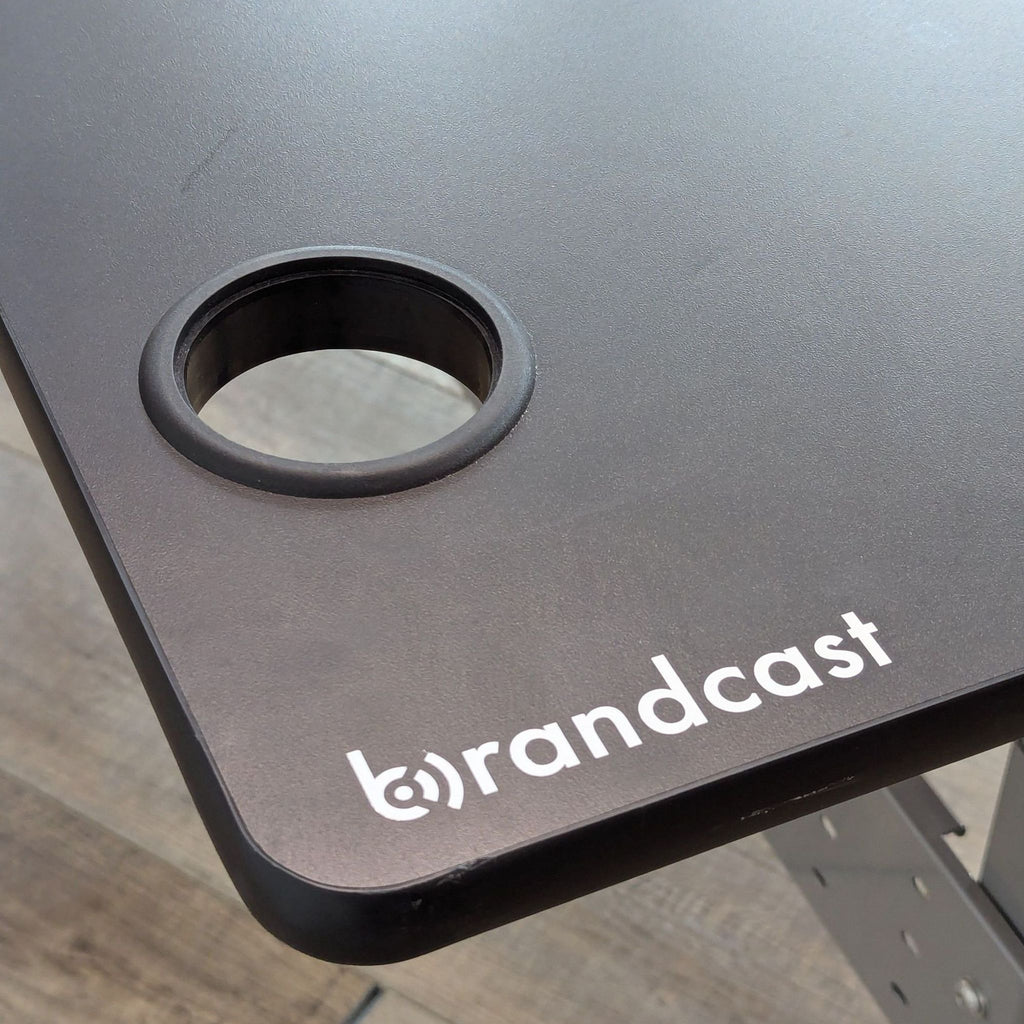 GeekDesk Adjustable Height Electric Standing Desk