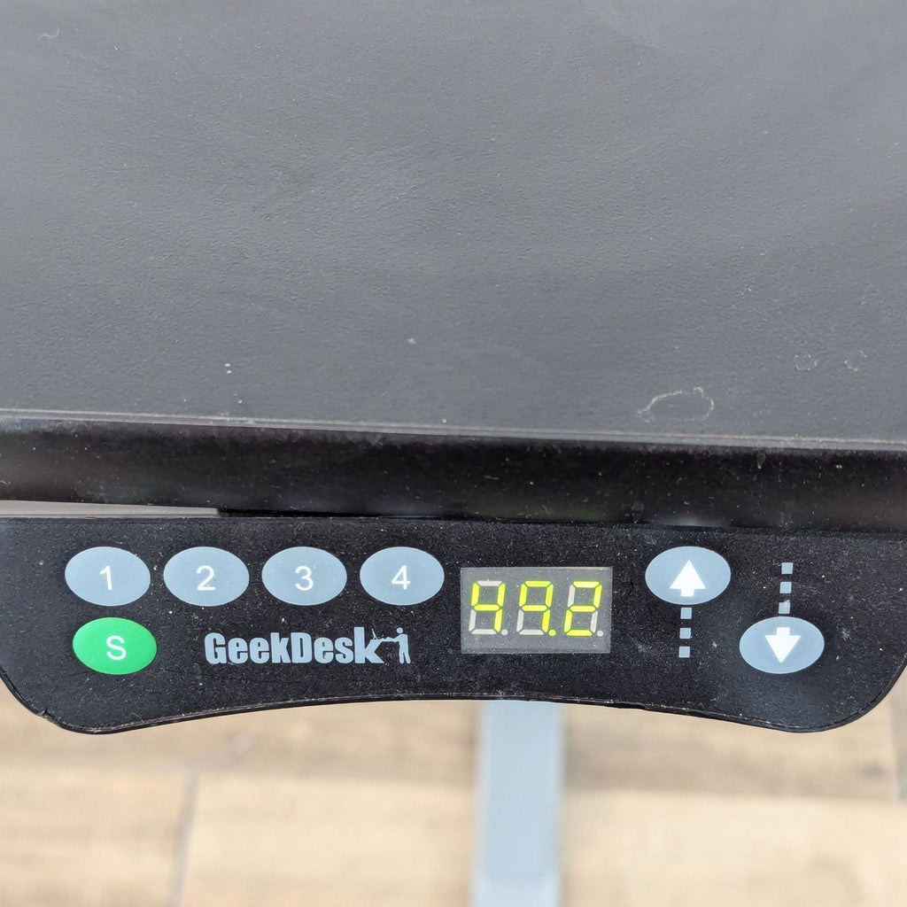 GeekDesk Adjustable Height Electric Standing Desk