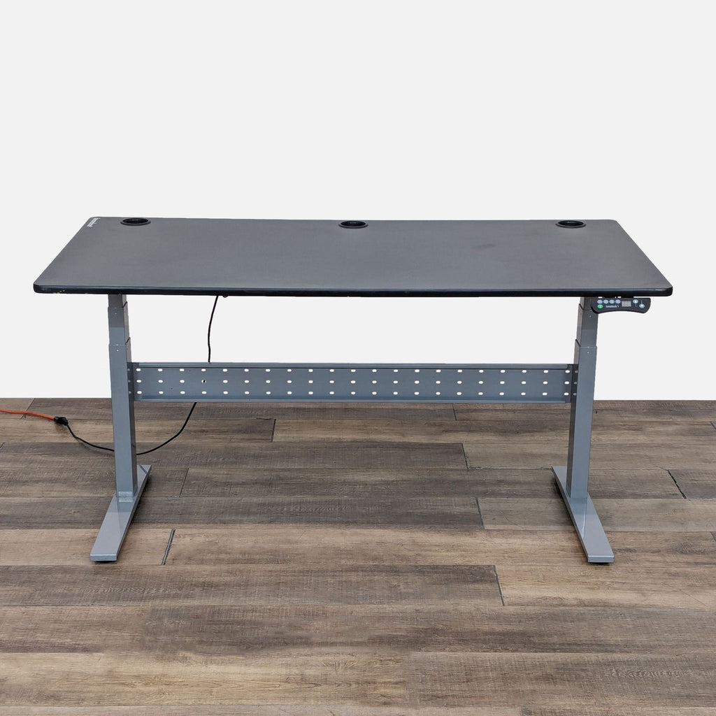 GeekDesk Adjustable Height Electric Standing Desk