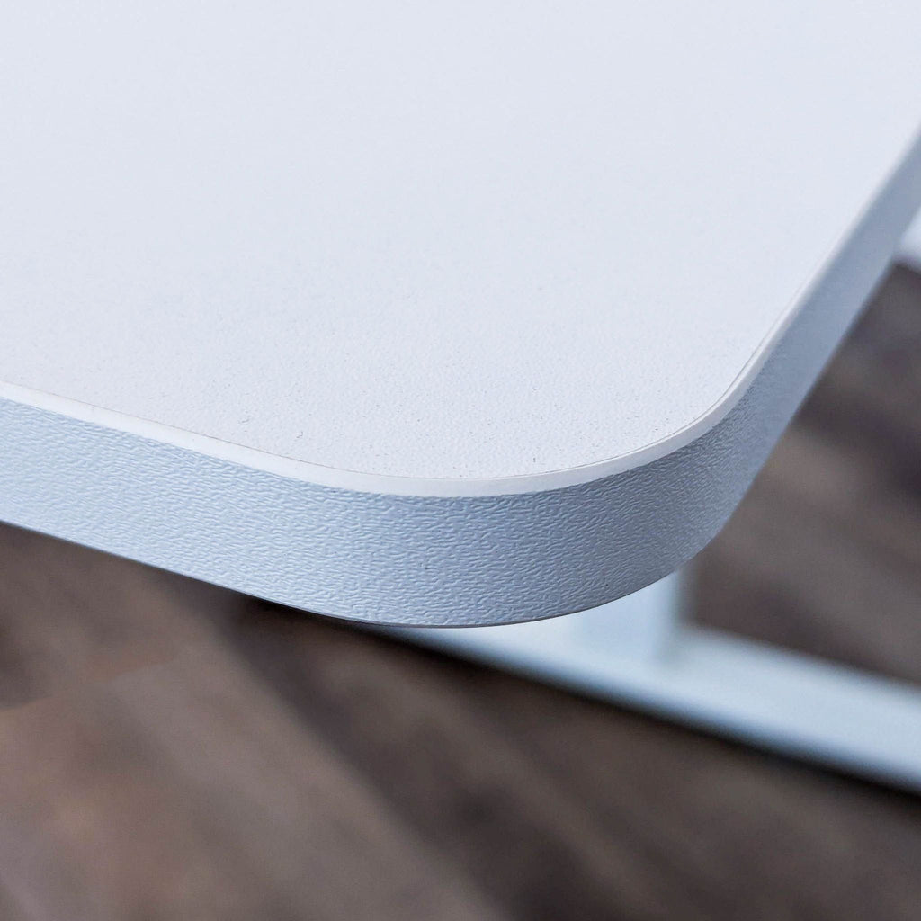 Adjustable Standing Desk with Built-in Cable Management