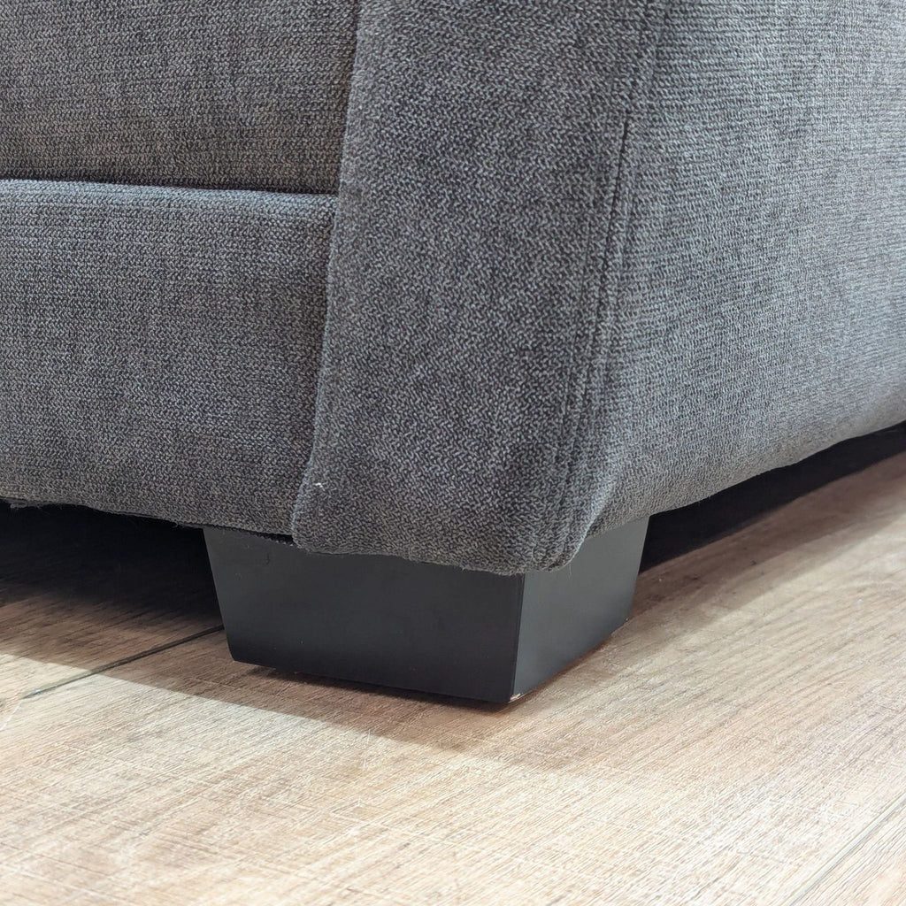 Thomasville Tisdale Modular Sectional 6-piece Dark Gray with Storage Ottoman