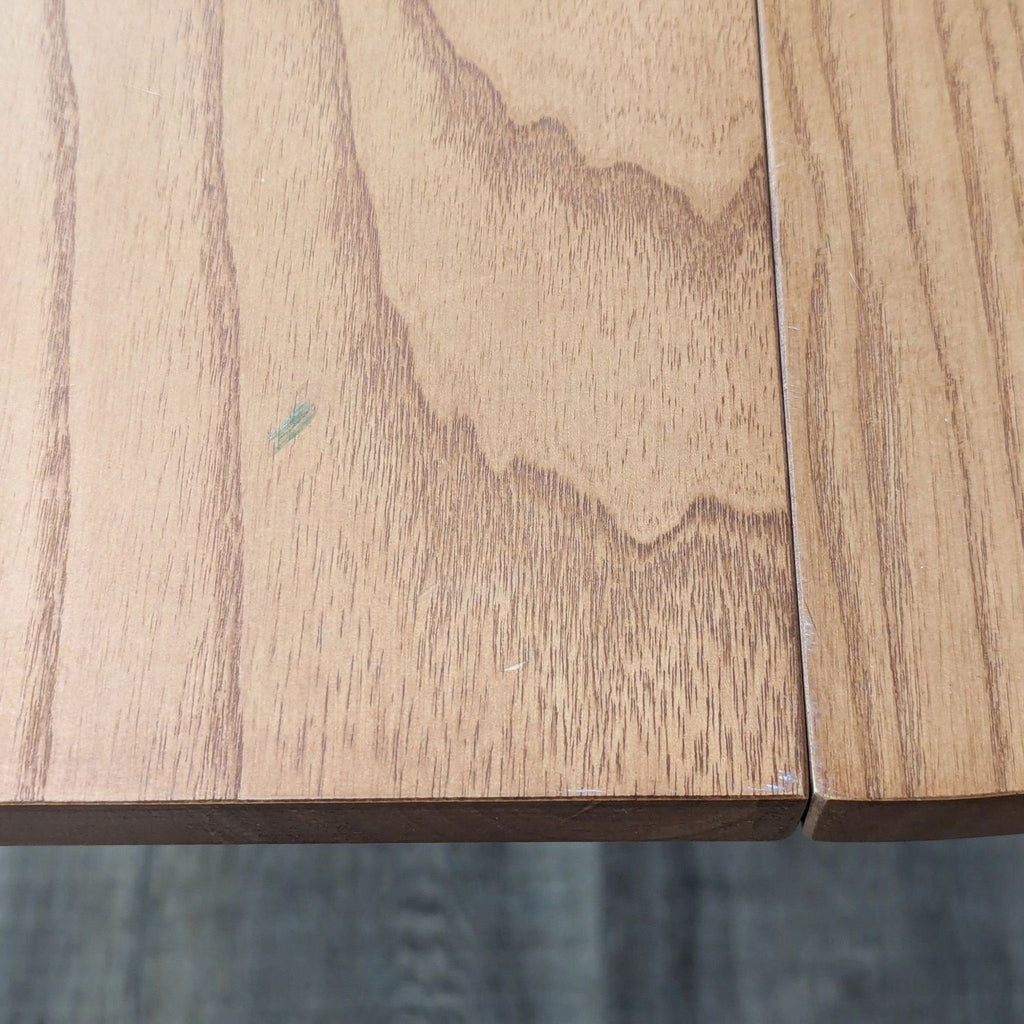 Litfad Extendable Dining Table