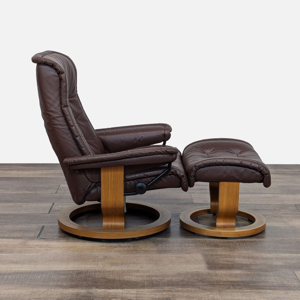 Ekornes Stressless Leather Reclining Swivel Chair and Ottoman