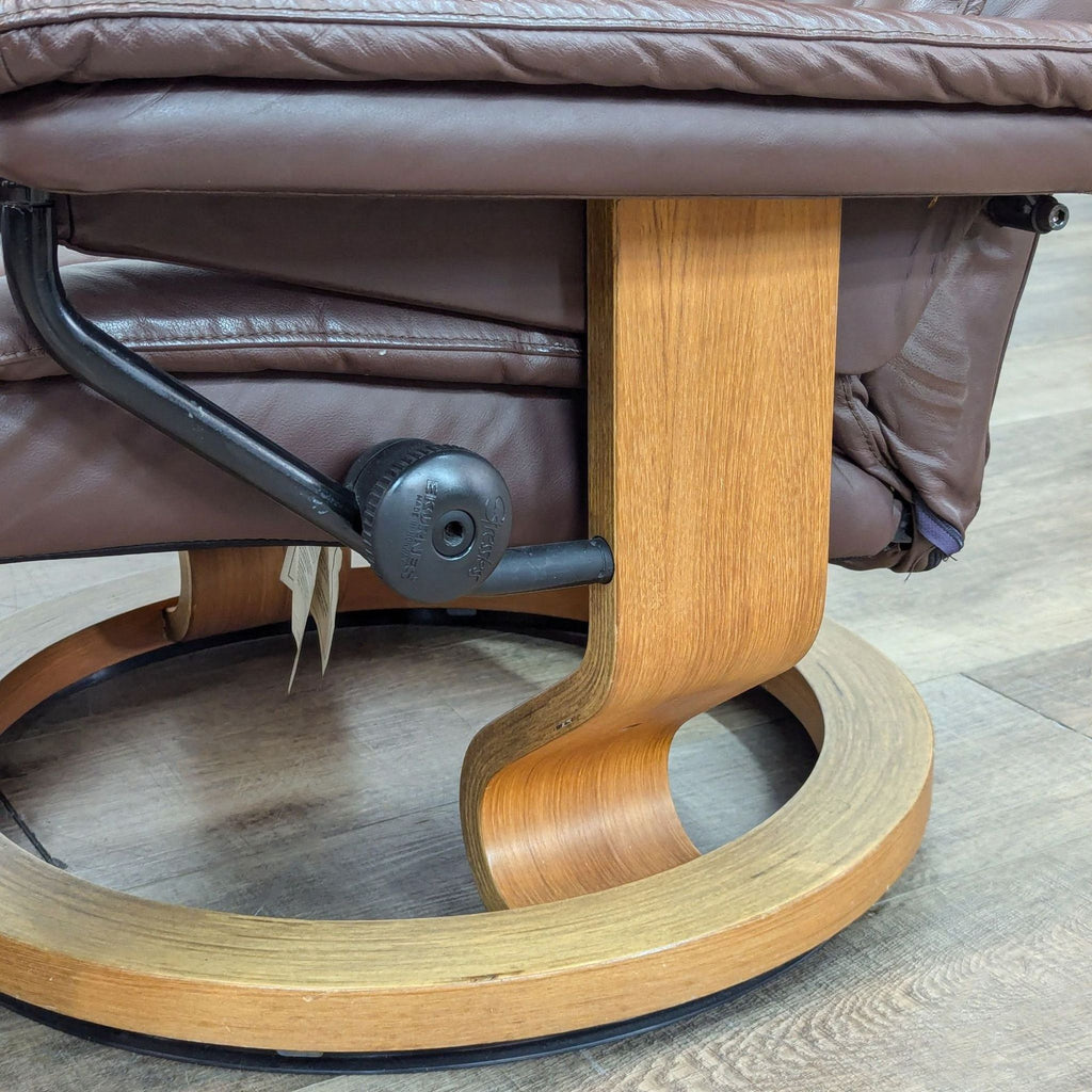 Ekornes Stressless Leather Reclining Swivel Chair and Ottoman