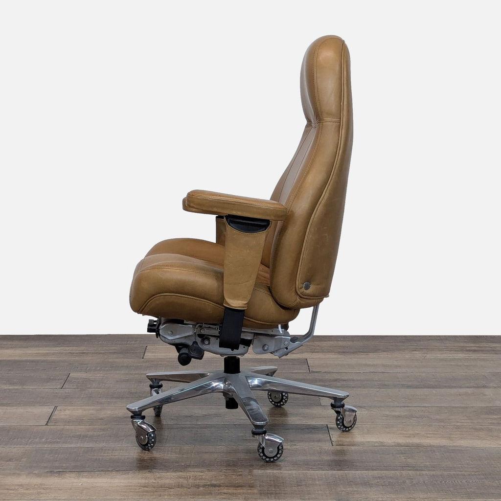 The LIFEFORM Ultimate Executive Leather Office Chair