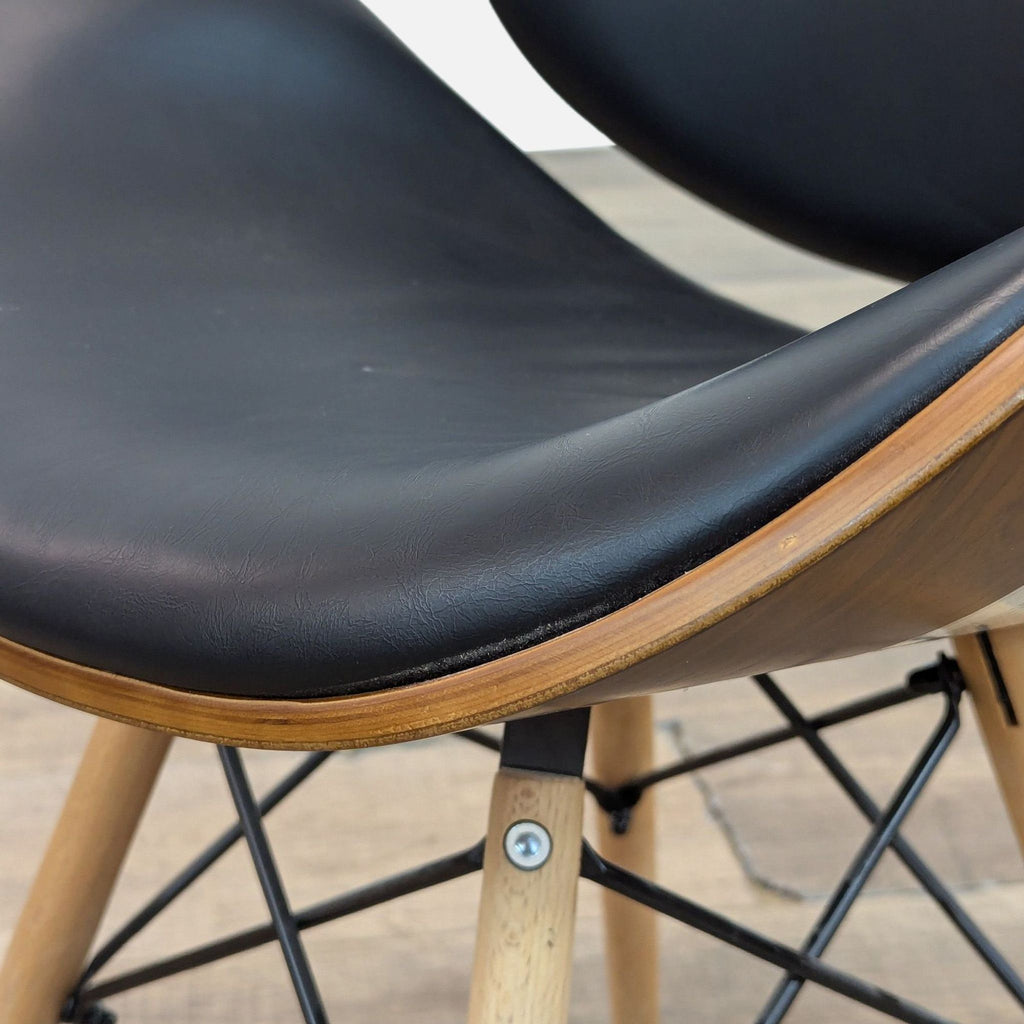 Belleze Avalon Mid-Century Modern Style Bar Stool