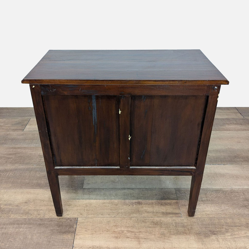 Traditional 4-Drawer Dresser