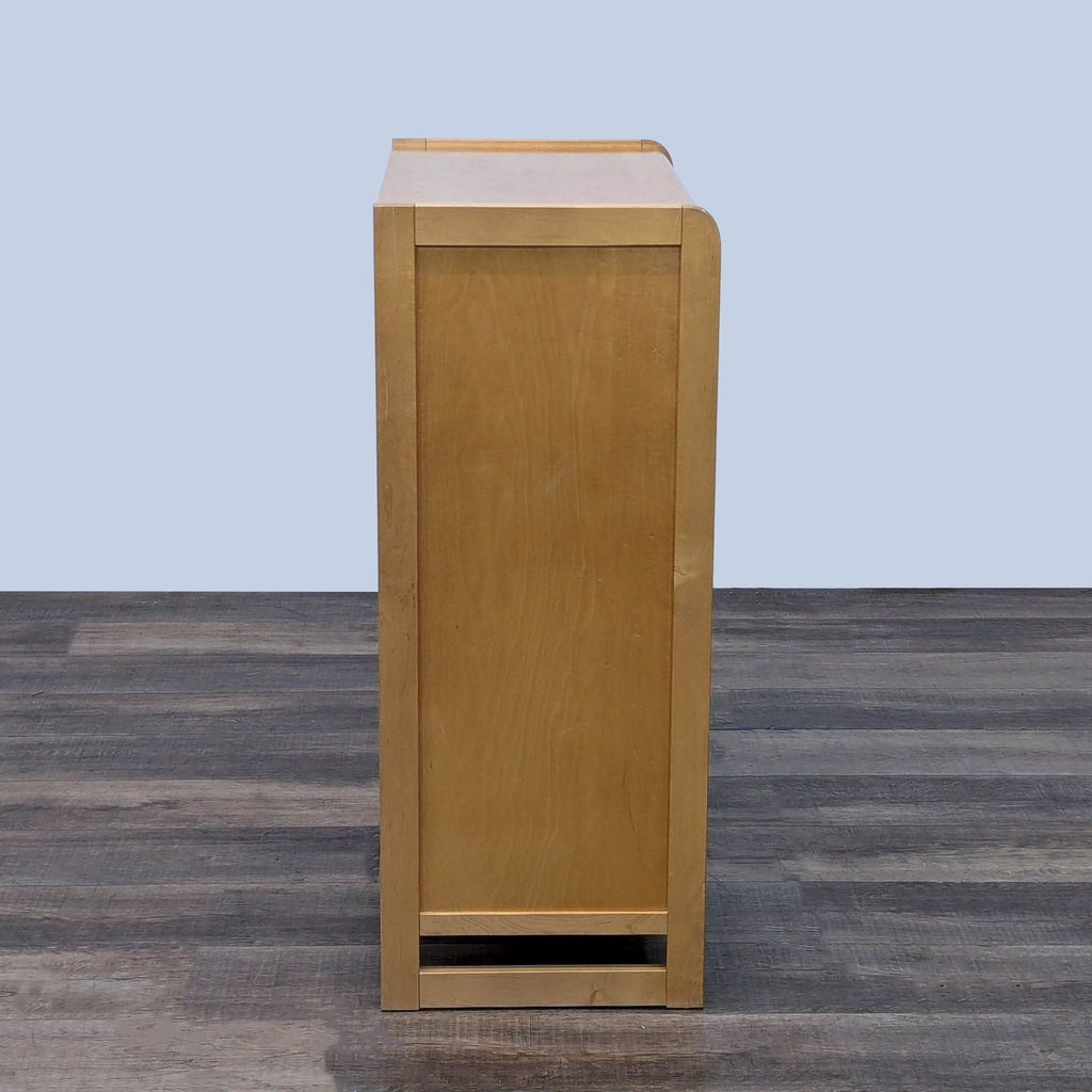 Stanley 4-Drawer Maple Wood Dresser