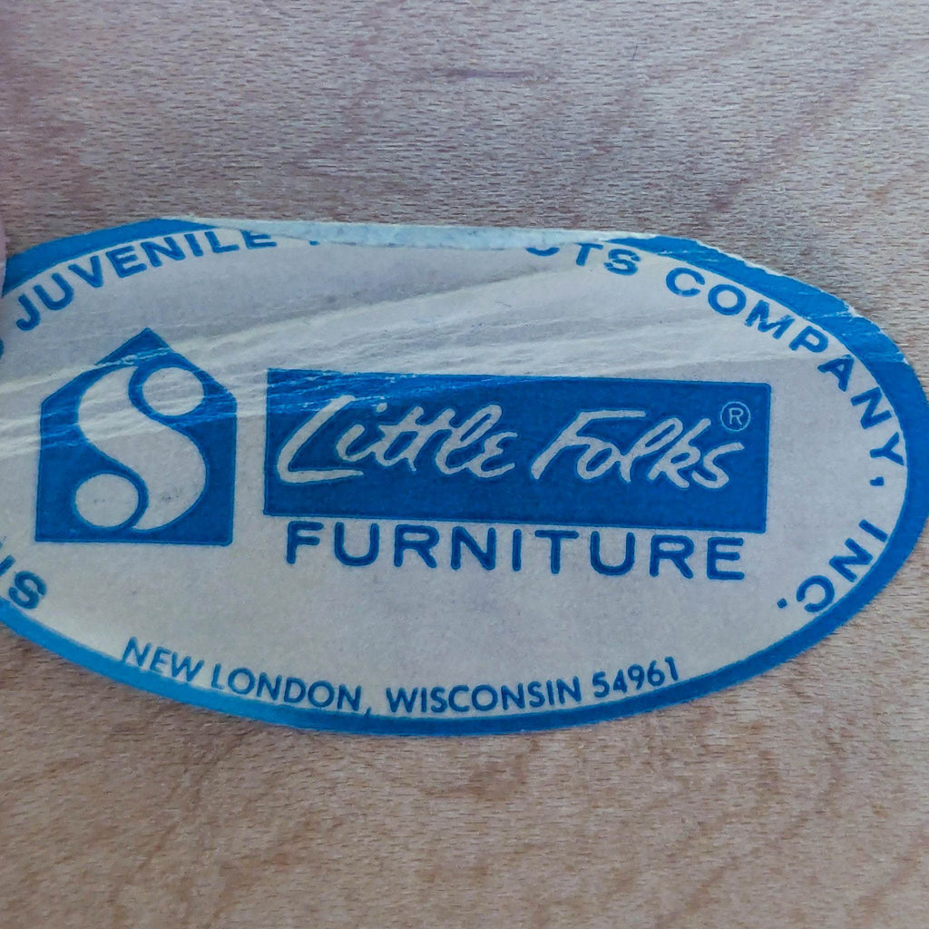 Stanley 4-Drawer Maple Wood Dresser