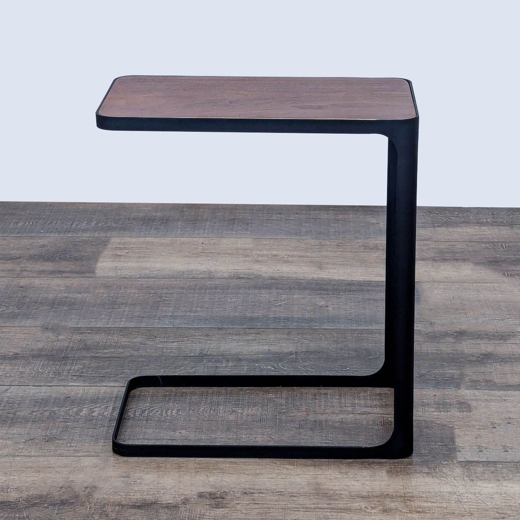 Yamazaki Frame Accent Table