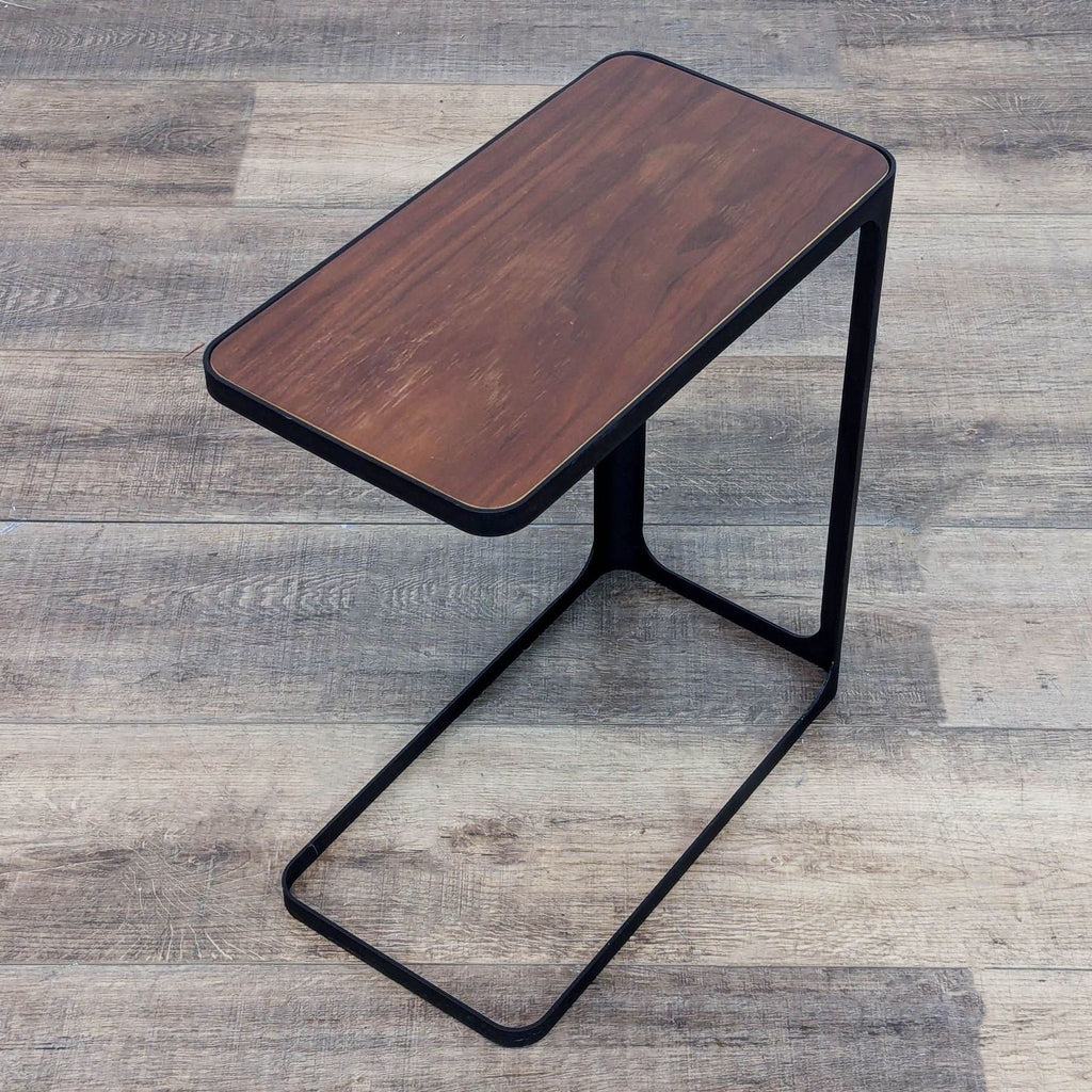 Yamazaki Frame Accent Table