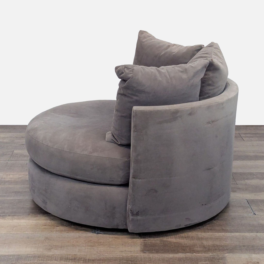 Crate & Barrel Tillie Contemporary Grande Swivel Chair