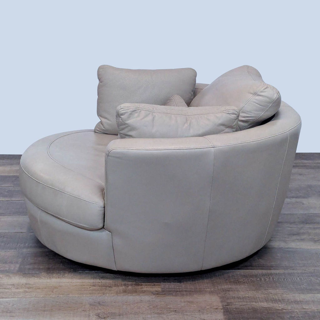 Contemporary Leather Swivel Oversized Lounge Chair