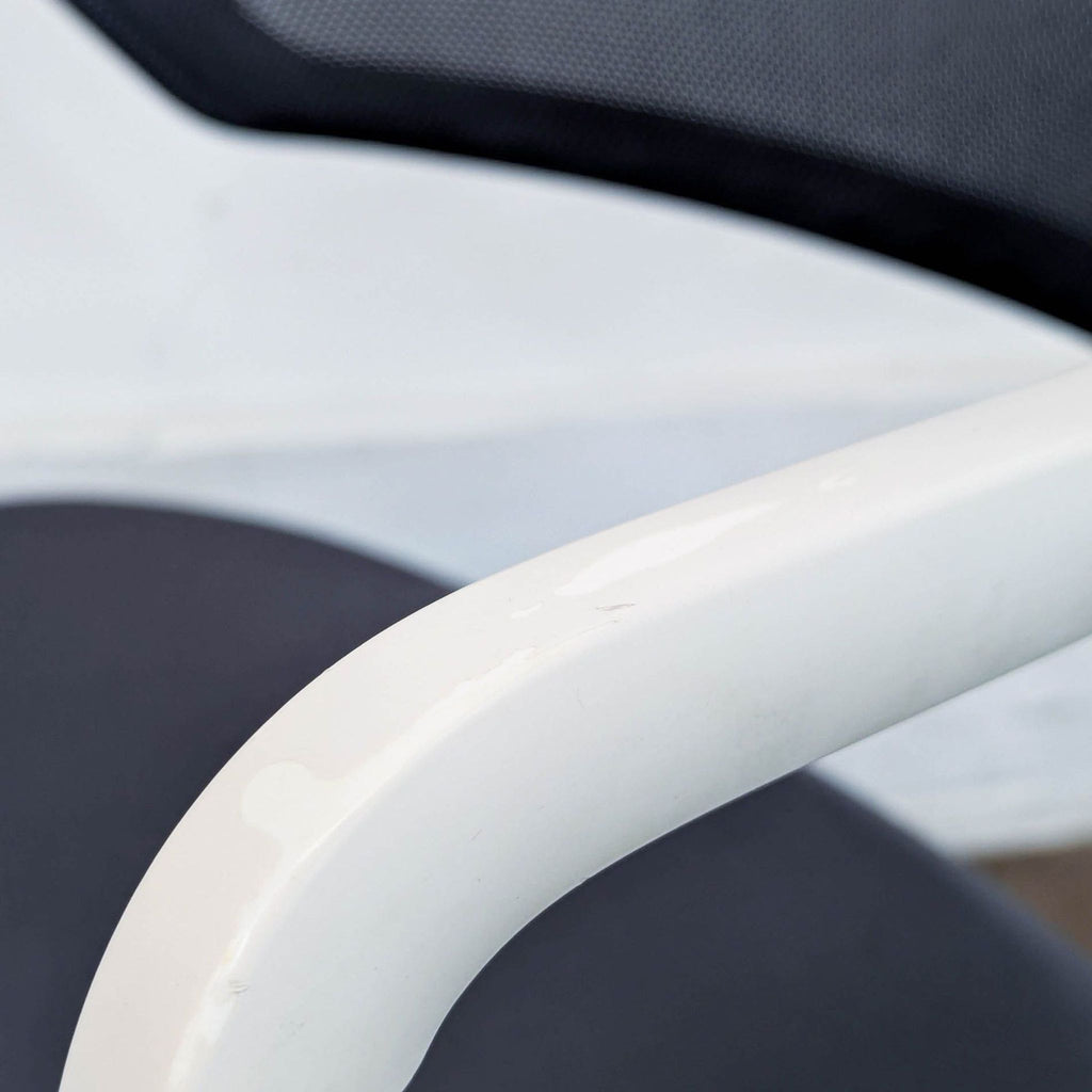 Steelcase QiVi Collaboration Chair