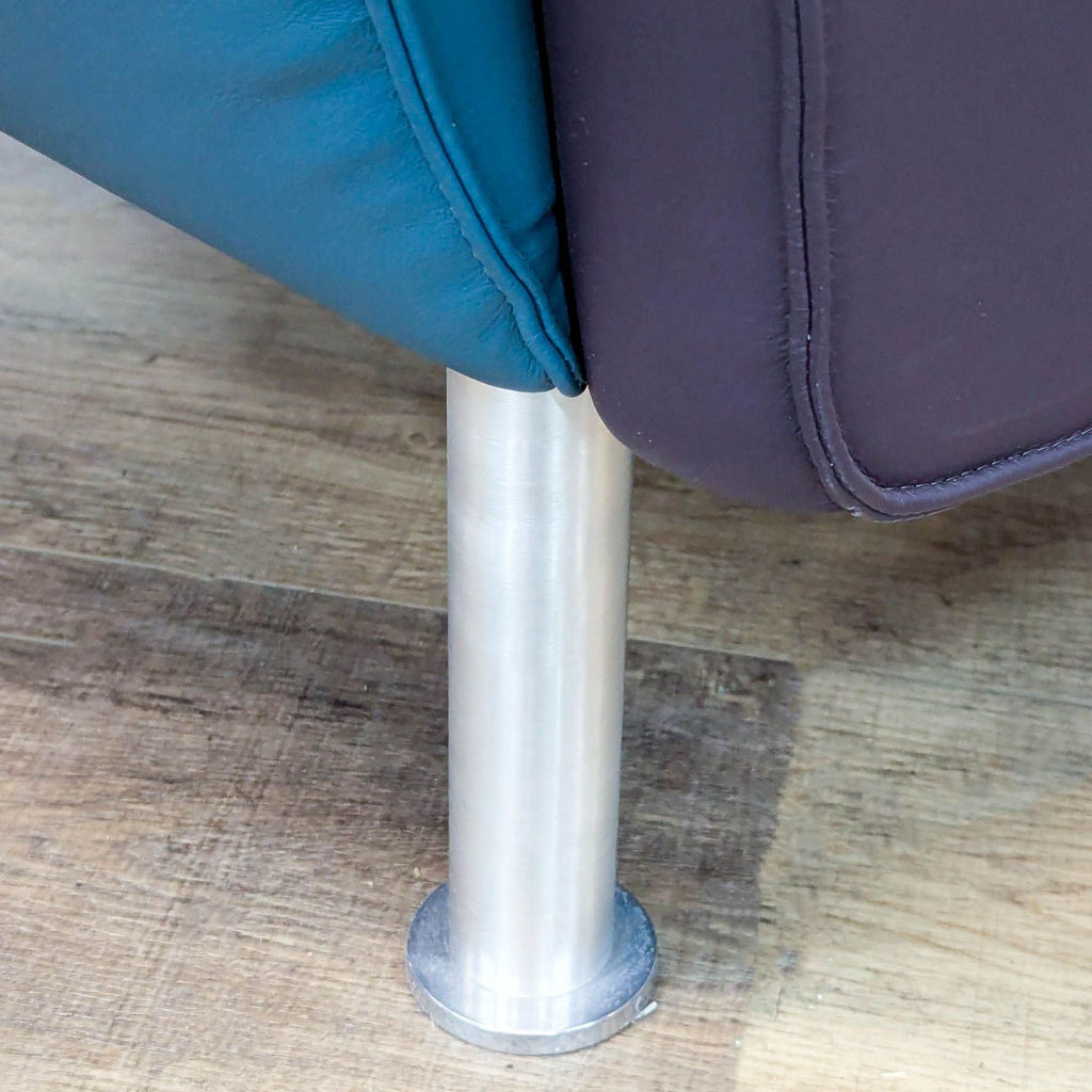 VIA Inc Modern Leather Lounge Chair