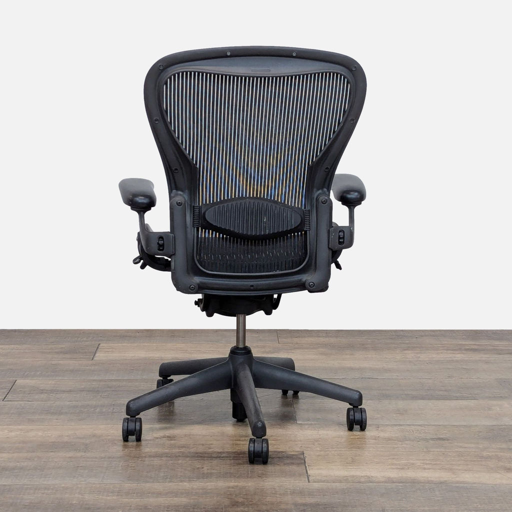 Herman Miller Aeron Chair Size C