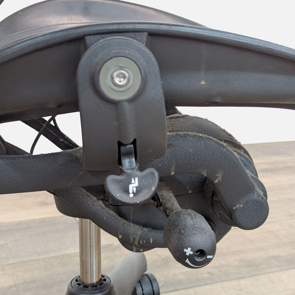 Herman Miller Aeron Chair Size C