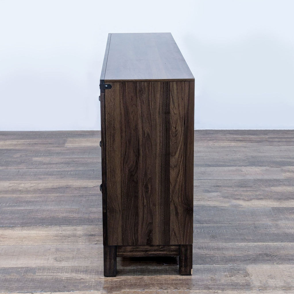 Living Spaces Willow Creek II 6-Drawer Dresser