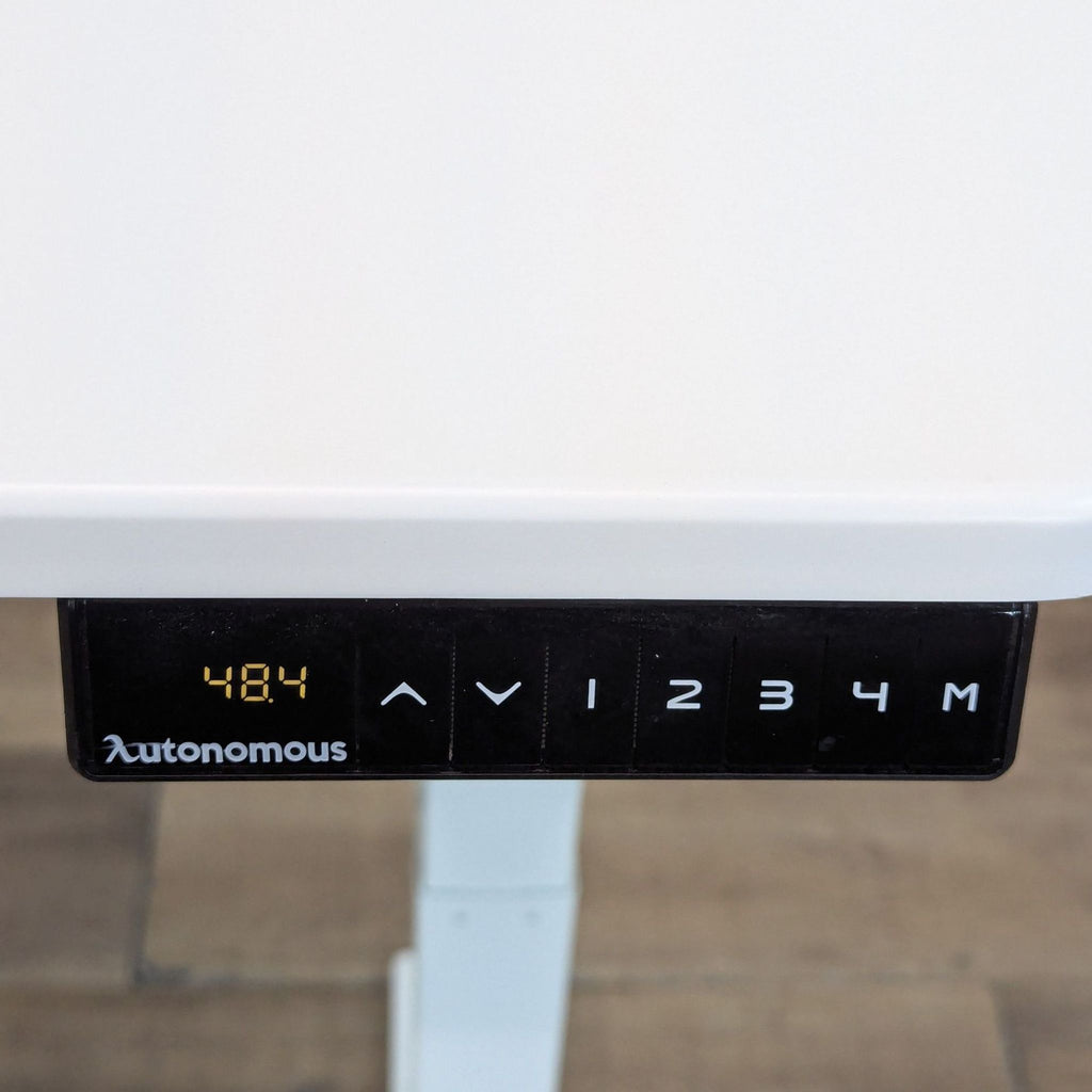 Autonomous Adjustable Standing Desk