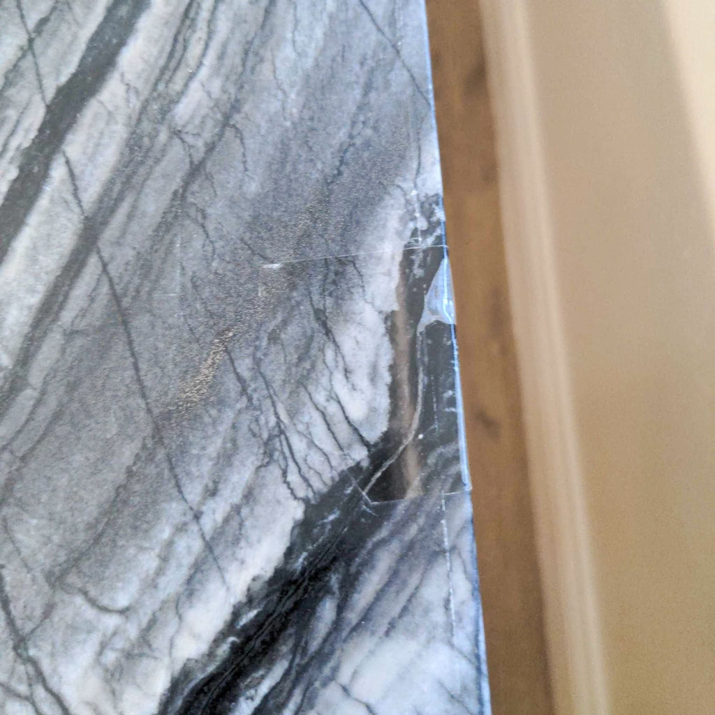 Nuevo Living Catrine Dining Table