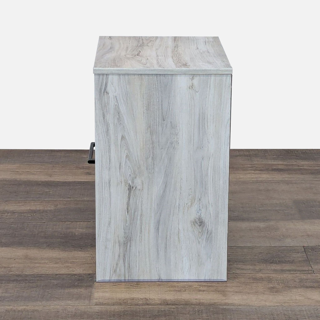 Ashley Furniture Baystorm Nightstand