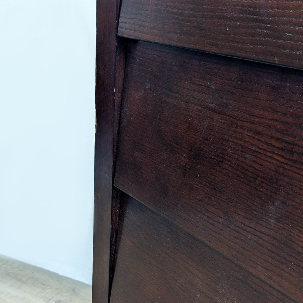 Ethan Allen Dark Wood 5-Drawer Contemporary Dresser