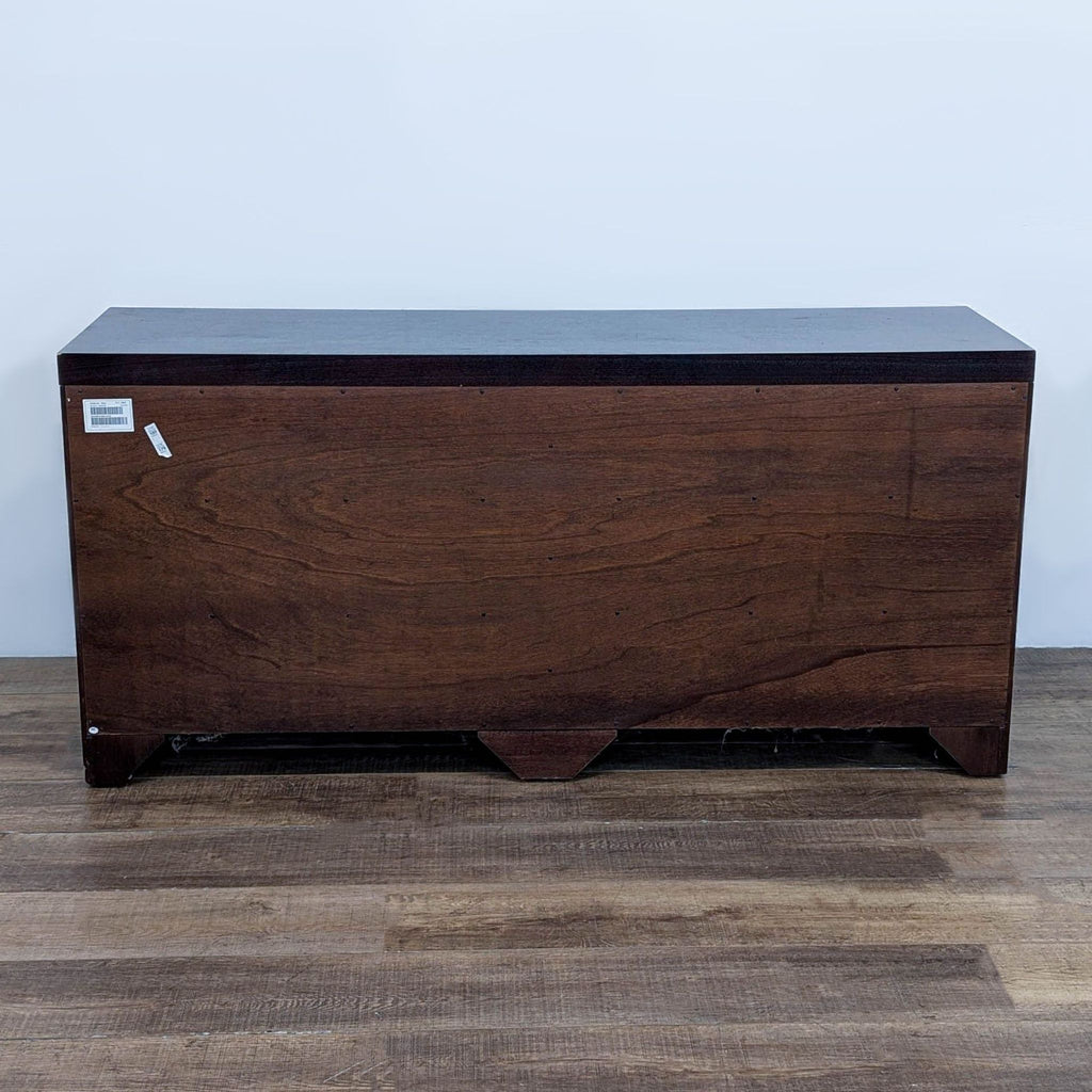 Ethan Allen 6-Drawer Contemporary Dresser