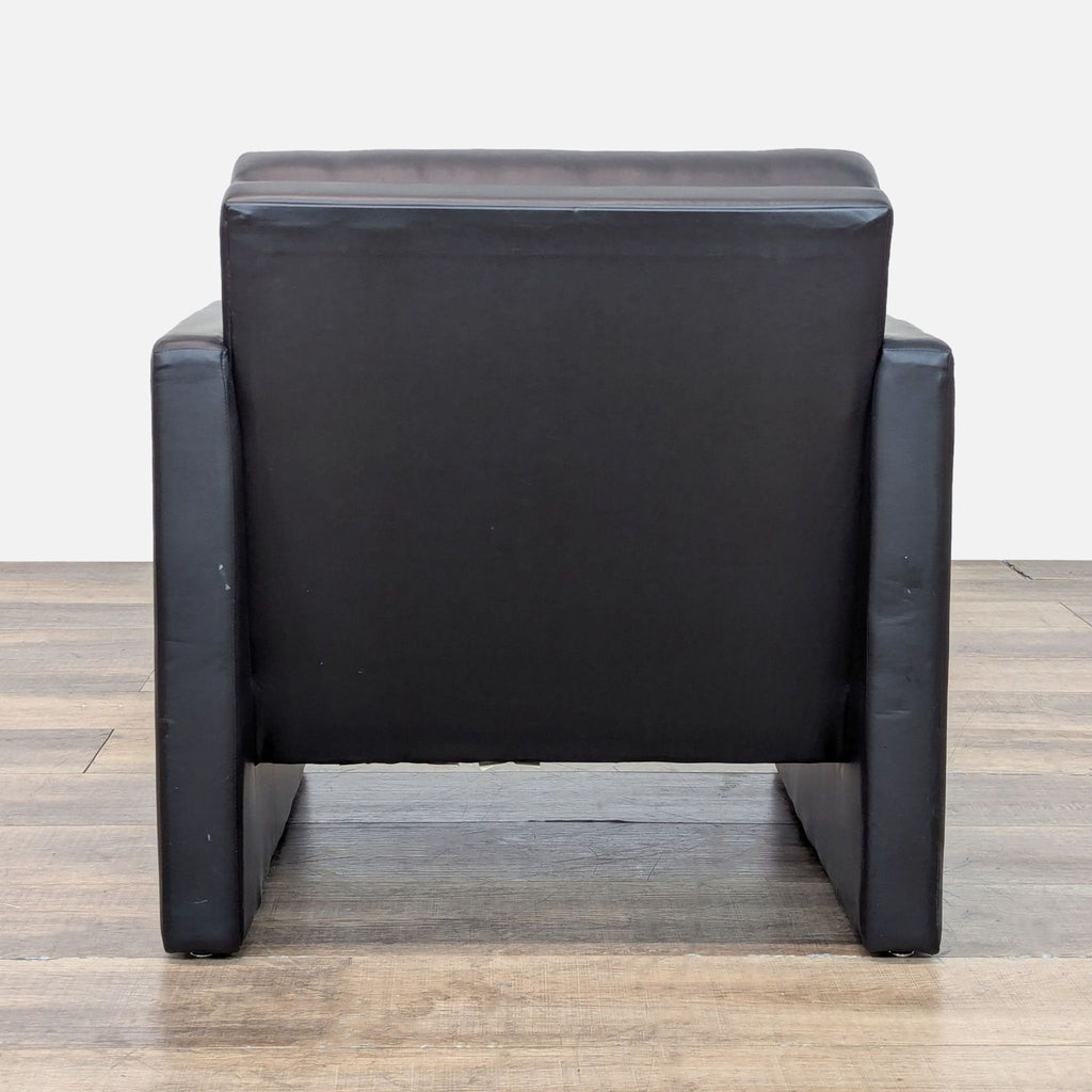 Pennant Faux Leather Modern Lounge Chair