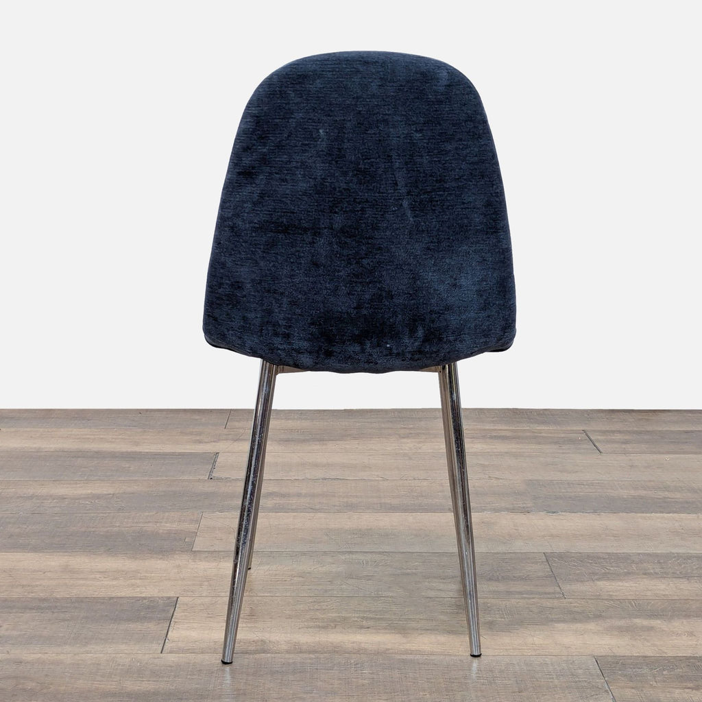 Bucket Seat Dining Chair on Metal Legs