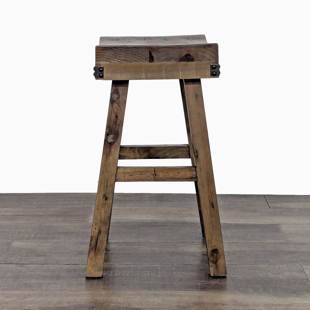 Emerald Home Valencia Saddle Stool