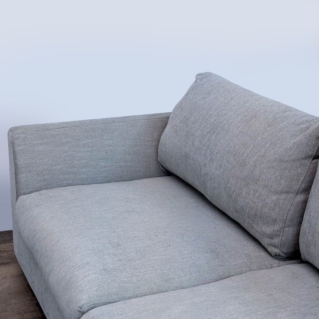 RelaxForm Depala Modern Loveseat